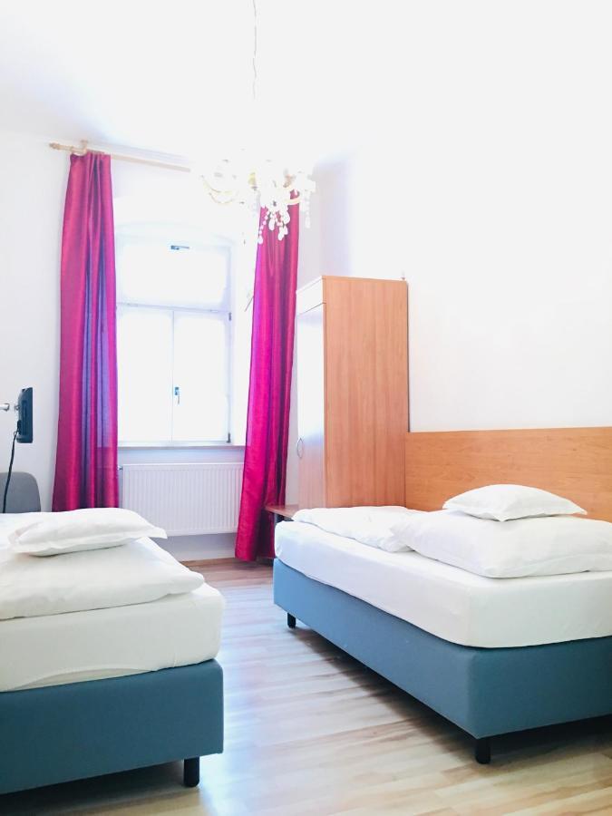 מארקטרדוויץ Hotel Bairischer Hof מראה חיצוני תמונה